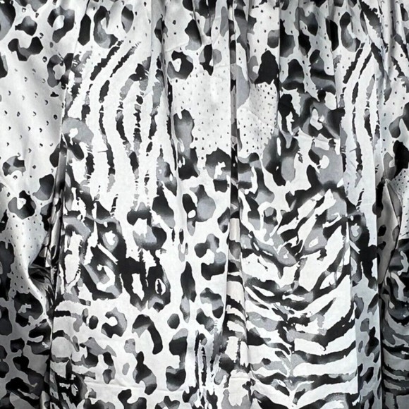 Express Shirt Womens Small White Gray Leopard Print Satin Office Career Party - Picture 6 of 9